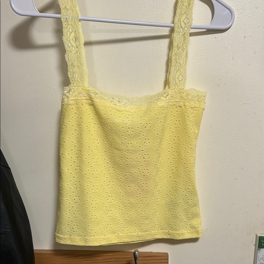 Edikted Yellow lace tank top